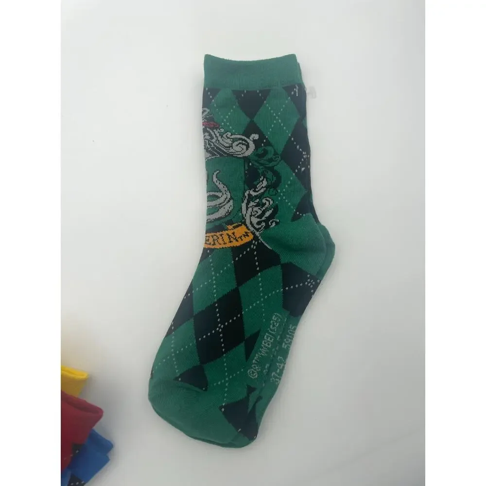 Harry Potter House Crest Crew Socks 5 Pair Size 5-9.5 Red Blue Black Yellow